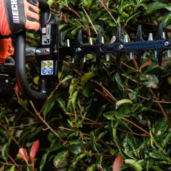 Echo HC-2020R Hedgetrimmer -Garden Supplies Sales Store 1 0000s 0001 2020rinuse3