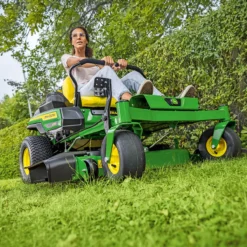 John Deere Z315E Zero-Turn Mower -Garden Supplies Sales Store 1 0000s 0001 r2g066935 LSC