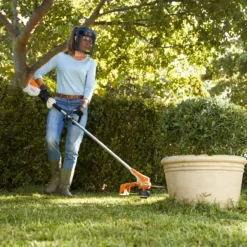 Stihl FSA60R Cordless Grass Trimmer -Garden Supplies Sales Store 1 0000s 0002 FS FSA60R EU AW 009