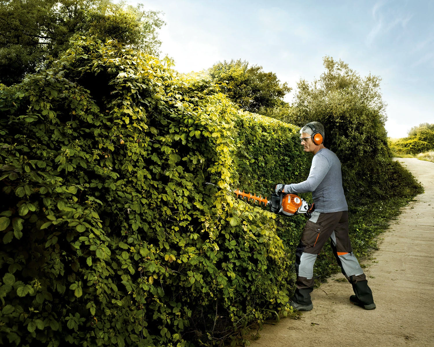 Stihl HS82RC-E-30 Hedgetrimmer 3 Stihl HS82RC-E-30 Hedgetrimmer - Image 3