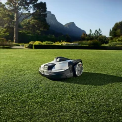 Husqvarna Automower 450X NERA Robotic Lawnmower -Garden Supplies Sales Store 1 0003 UM 616245 2