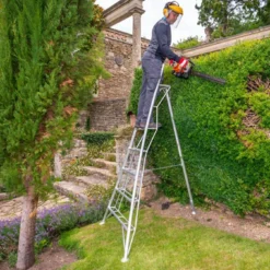 Henchman Tripod Ladder - 1 Adjustable Leg 8 Henchman Tripod Ladder - 1 Adjustable Leg -Garden Supplies Sales Store 4 e0caf19a cda8 4202 9f3d 936d1f9a8ca0