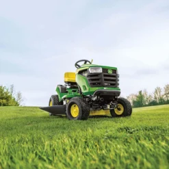 John Deere X107 Lawn Tractor -Garden Supplies Sales Store 5 4 0000s 0001 Mainimage