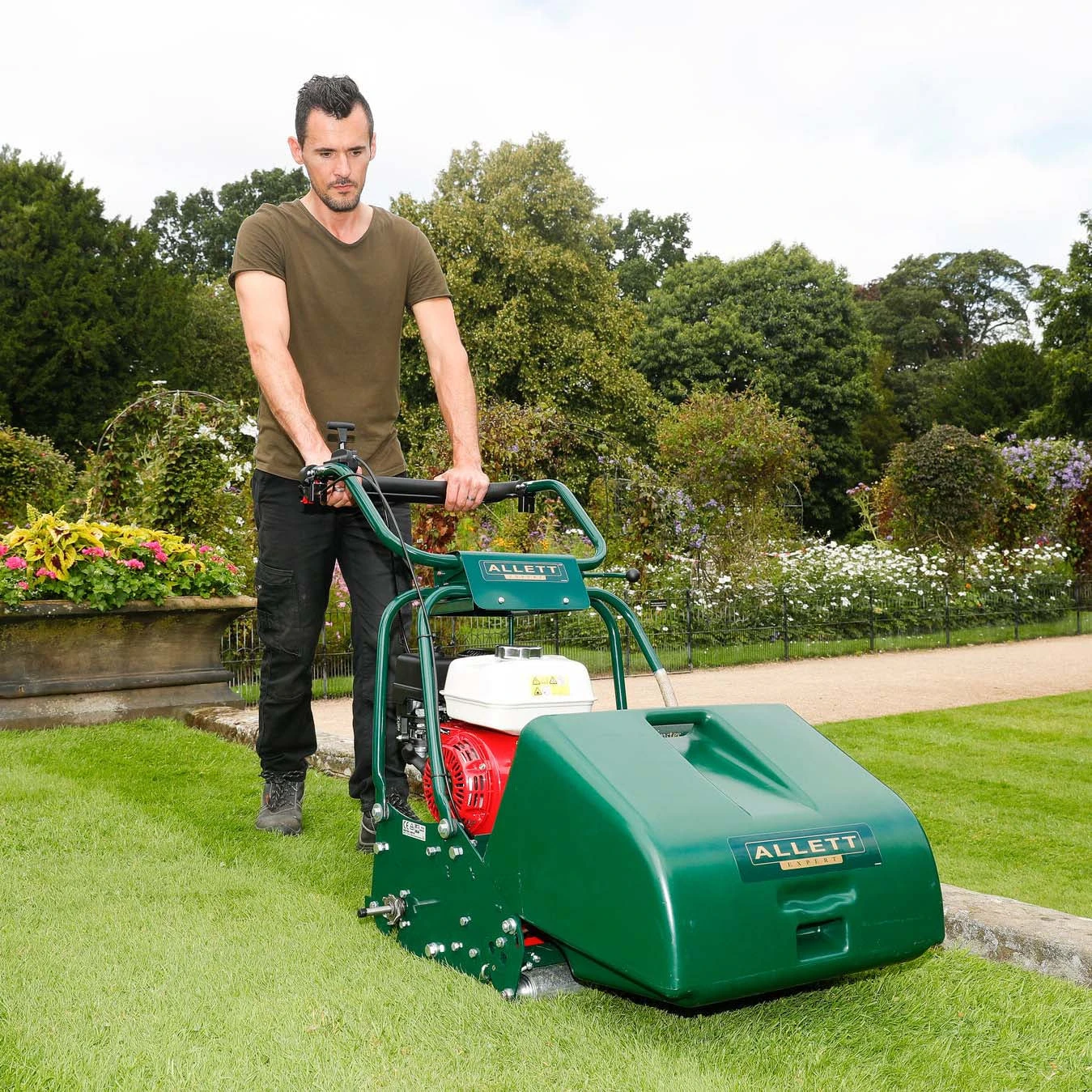 Allett Westminster 20H Lawnmower 2 Allett Westminster 20H Lawnmower - Image 2