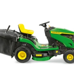 John Deere X117R Lawn Tractor 5 John Deere X117R Lawn Tractor -Garden Supplies Sales Store Greendeck 0000s 0000 r2f001087 LSC 01