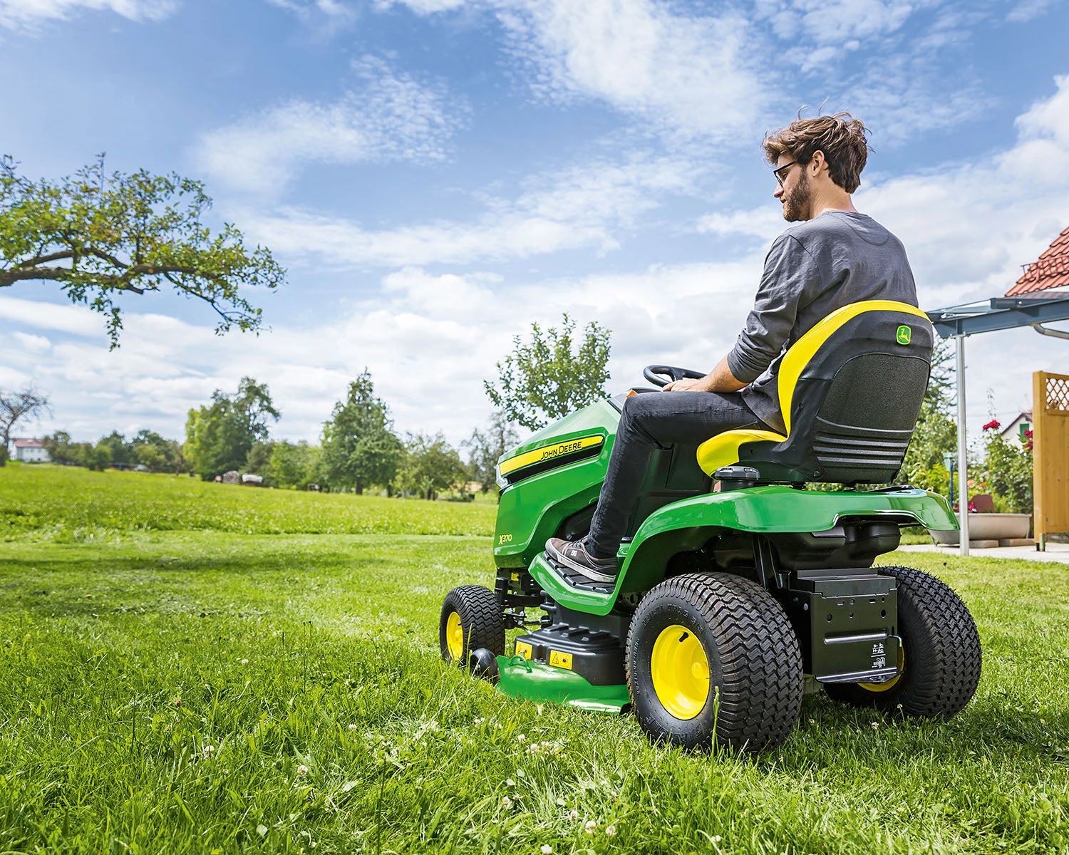 John Deere X370 Lawn Tractor (Power Unit Only) 3 John Deere X370 Lawn Tractor (Power Unit Only) - Image 3