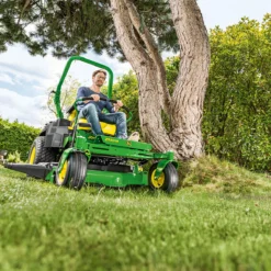 John Deere Z530M Zero-Turn Mower -Garden Supplies Sales Store Greendeck 0000s 0002 r2g024951 LSC 01