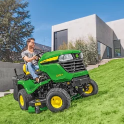 John Deere X350R Lawn Tractor 8 John Deere X350R Lawn Tractor -Garden Supplies Sales Store Greendeck 0000s 0003 r2g067241 LSC