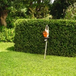 Stihl HSA50 Cordless Hedgetrimmer Set 11 Stihl HSA50 Cordless Hedgetrimmer Set -Garden Supplies Sales Store HSA50Setlifestyle3
