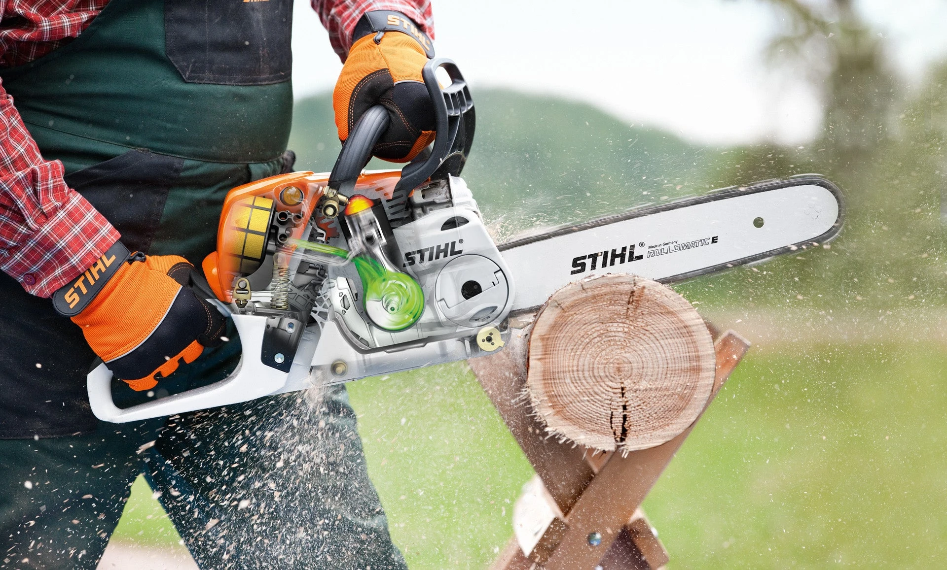 Stihl MS251 Chainsaw 4 Stihl MS251 Chainsaw - Image 4