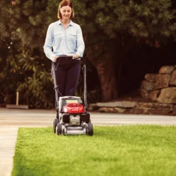 Honda Izy HRG 416 SK Lawnmower -Garden Supplies Sales Store Mainimage2 1ff7e1ba 769e 4b41 9eb9 d8750edd14ef scaled