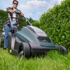 Hayter Hawk 43 AD Cordless Lawnmower 13 Hayter Hawk 43 AD Cordless Lawnmower -Garden Supplies Sales Store Mainimage2 e55d86a8 9d5f 49a6 a921 0296f30c7ca0 scaled