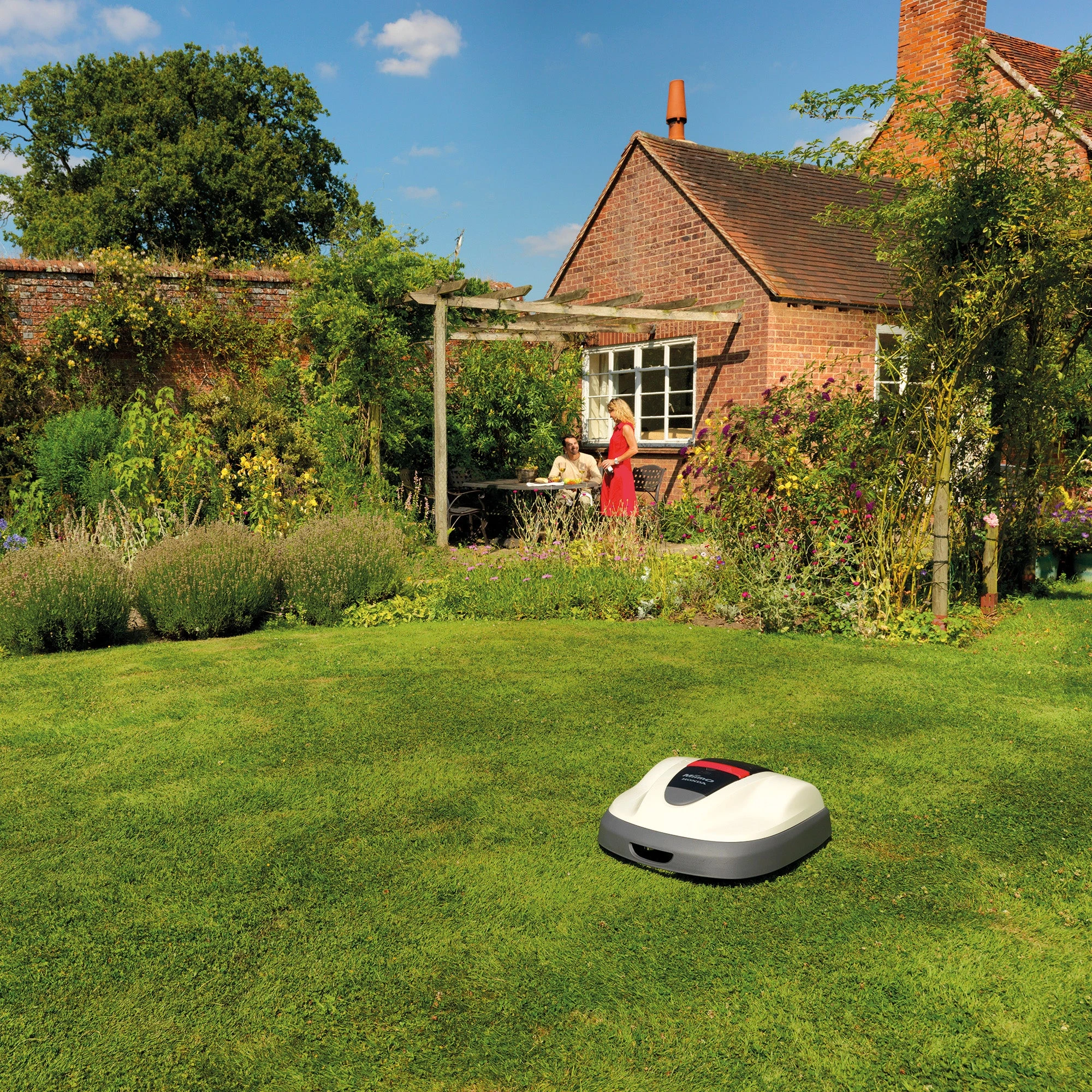 Honda Miimo HRM310 Robotic Lawnmower 3 Honda Miimo HRM310 Robotic Lawnmower - Image 3