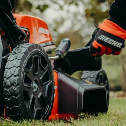 Echo DLM-310/46P Cordless Lawnmower -Garden Supplies Sales Store Mainimage3 a4f95506 b2d7 4653 89b8 78ba101e5c8f