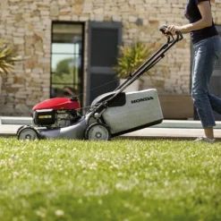 Honda Izy HRG 416 PK Lawnmower -Garden Supplies Sales Store Mainimage4 4302e0fb 4ebc 4939 9173 17e0dbd6171d