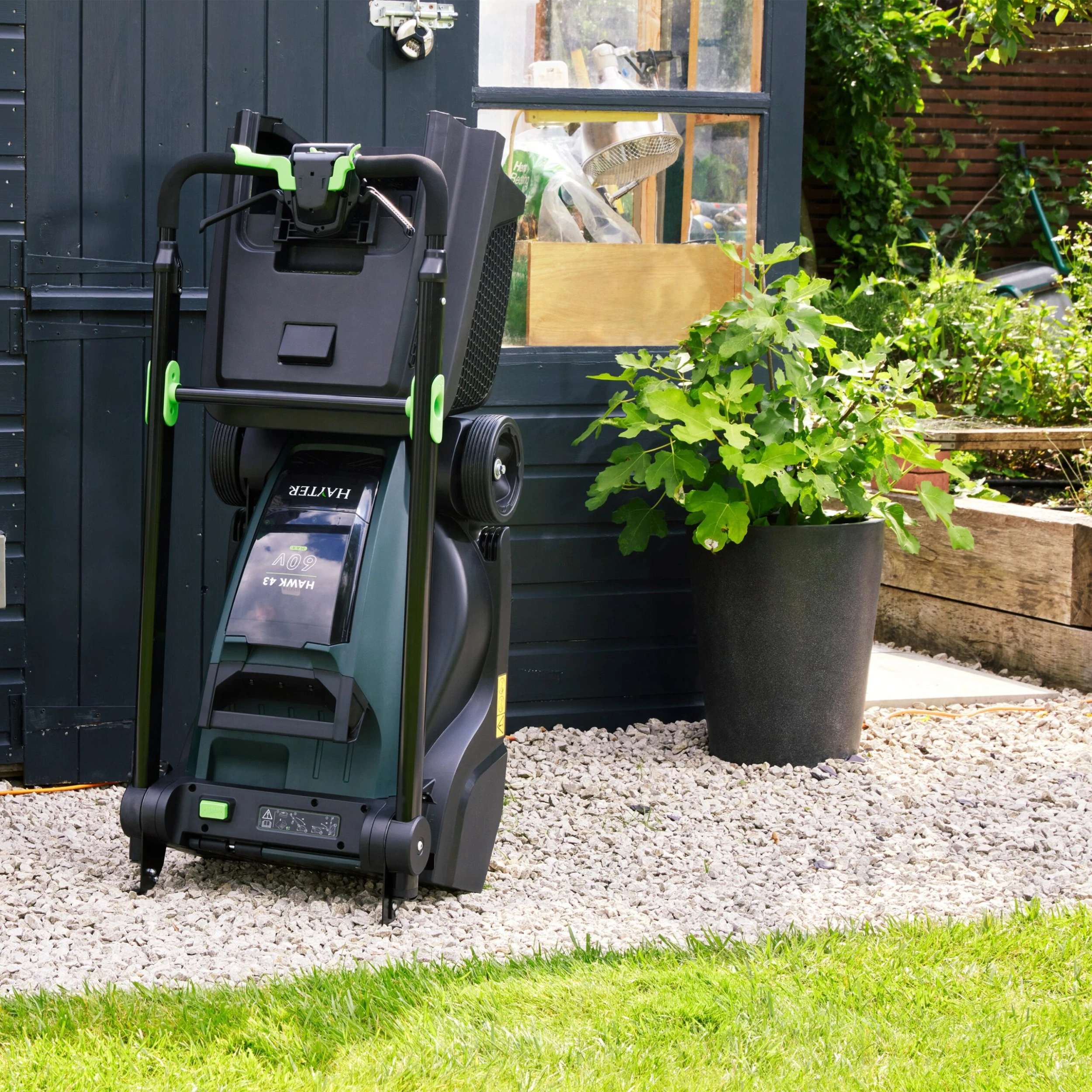 Hayter Hawk 43 AD Cordless Lawnmower 3 Hayter Hawk 43 AD Cordless Lawnmower - Image 3