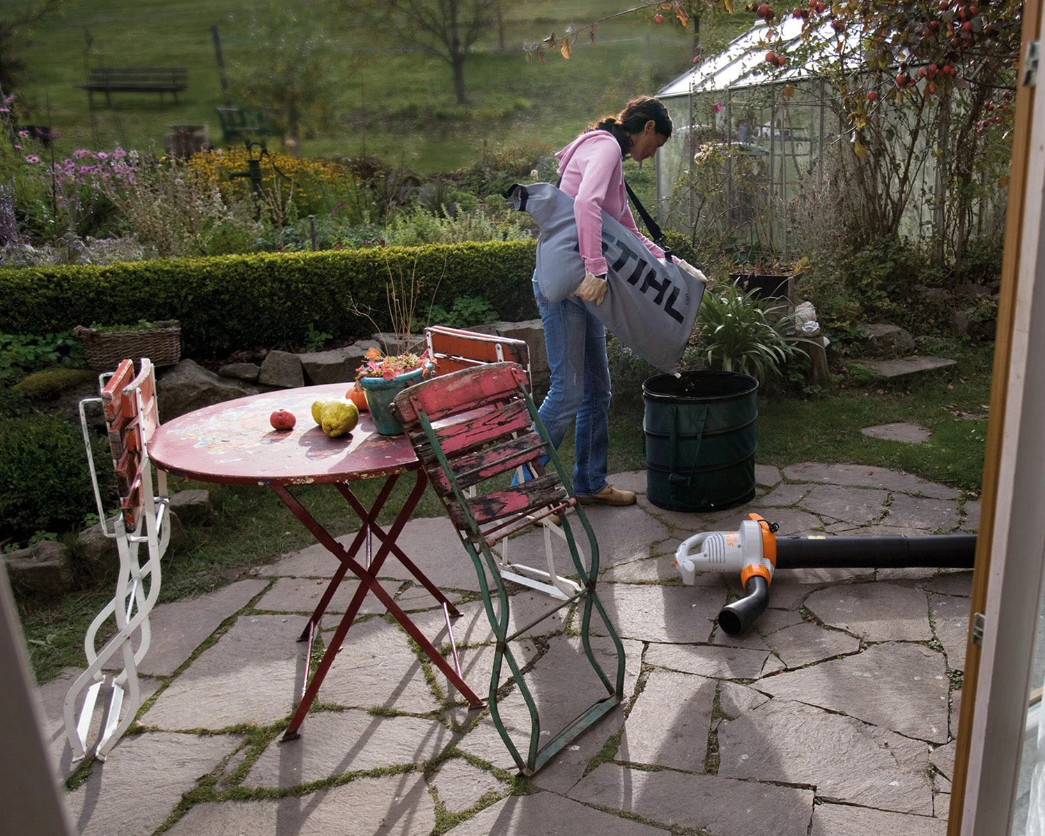 Stihl SHE71 Blower / Vacuum 2 Stihl SHE71 Blower / Vacuum - Image 2