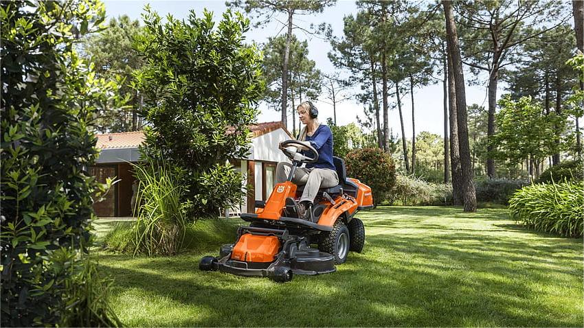 Front Page -Garden Supplies Sales Store desktop wallpaper ride husqvarna lawn mower 1